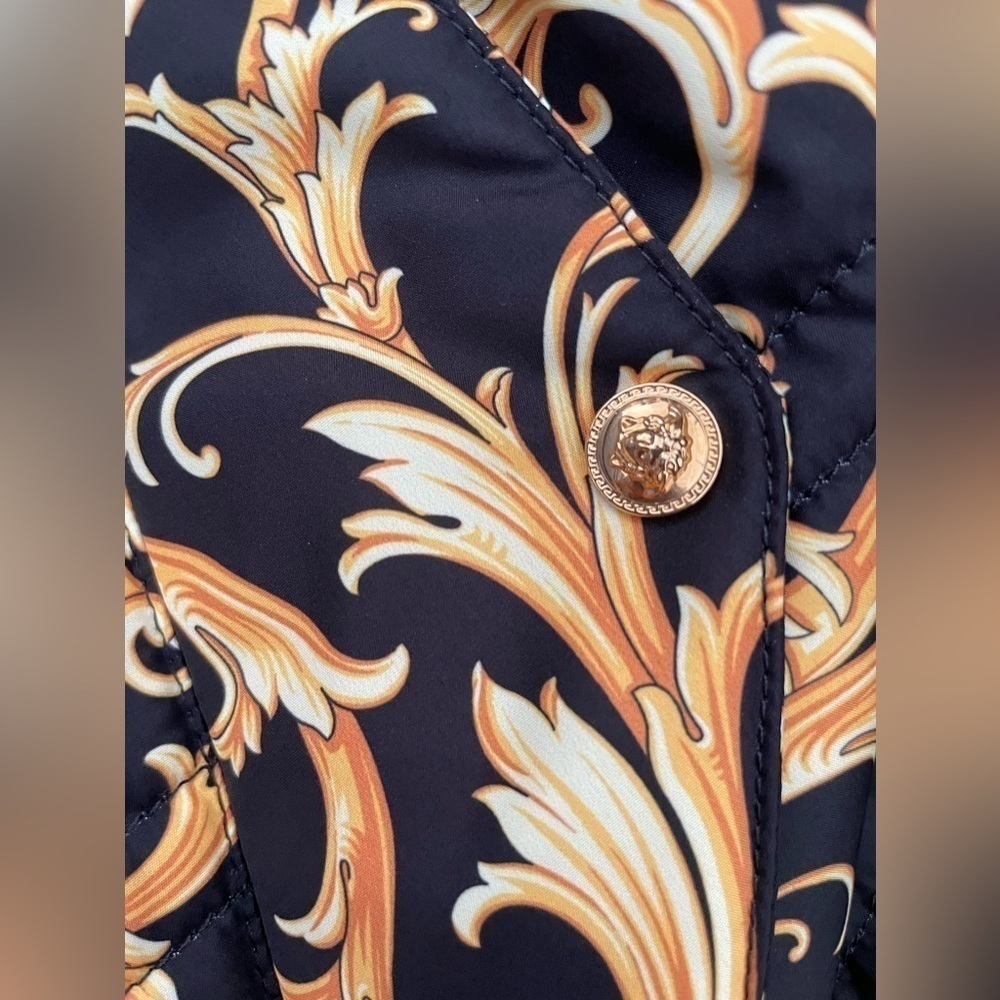 RARE Versace women gold Medusa barrocco puffer coat NWT - Picture 11 of 12